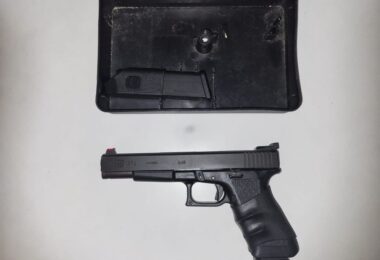 glock 19 L  9 mm